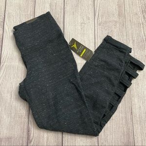 Old Navy Active Go Dry 7/8 Petite Leggings